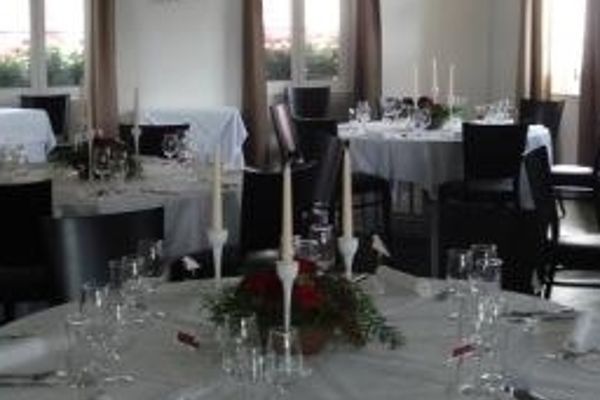 Wirtshaus Rütihof (Garni) (Gränichen)